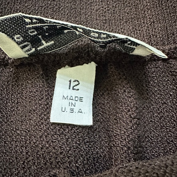 St. John Collection Brown Knit Suit Set Sz 14/12 Gold Buttons Mended Flaws Vtg - Picture 9 of 16